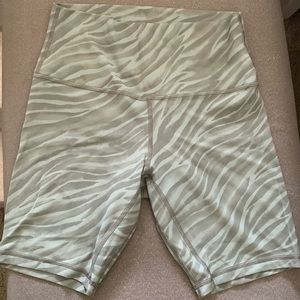 Lululemon align shorts